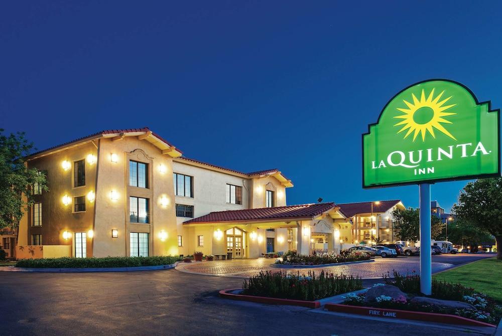 La Quinta Inn By Wyndham Fresno Yosemite Exterior photo