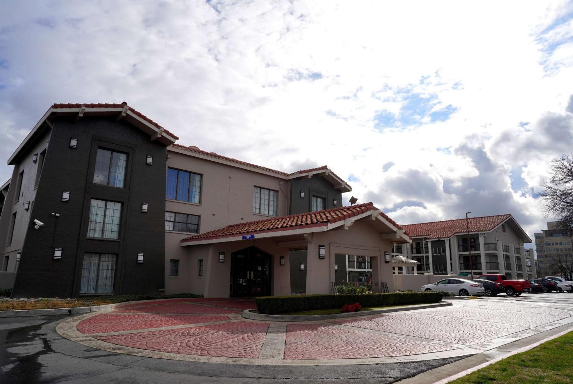 La Quinta Inn By Wyndham Fresno Yosemite Exterior photo